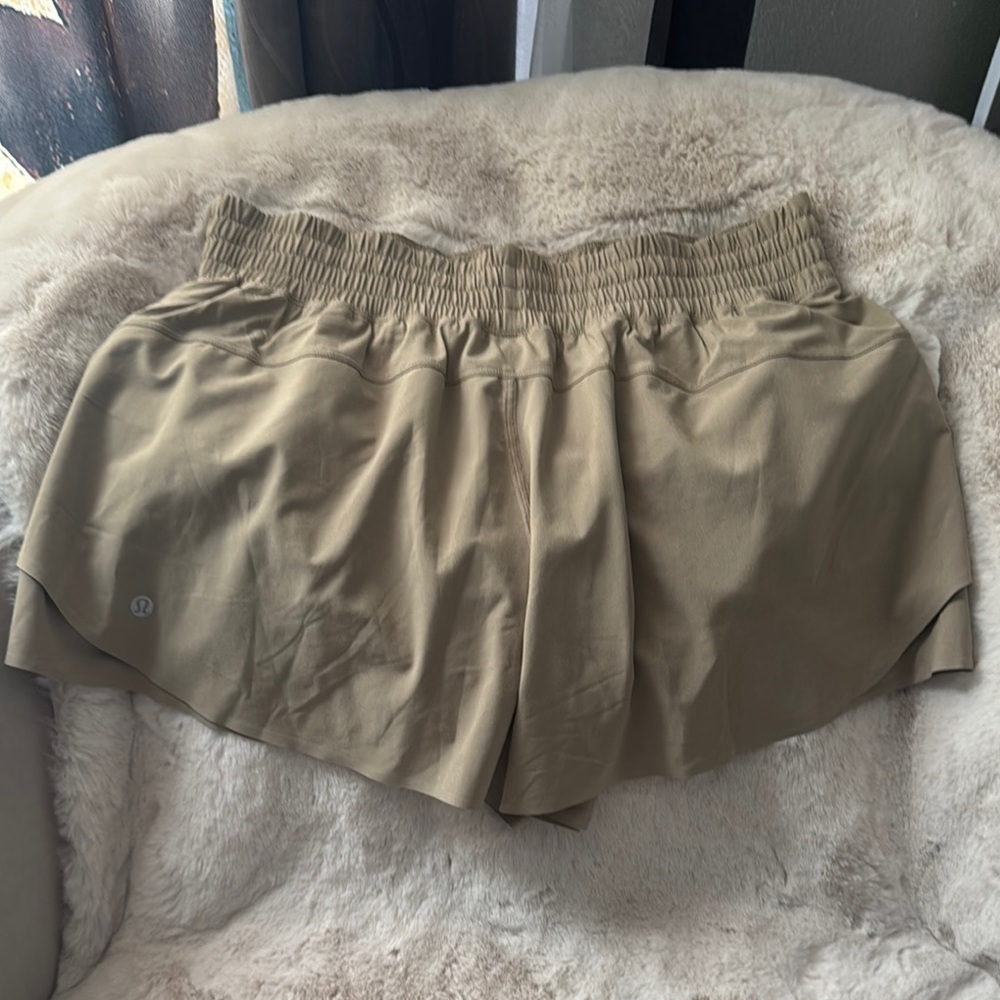 lululemon athletica Tan Athletic Shorts Lightweight Elastic Waist